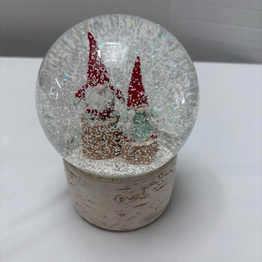New Holiday Christmas Gnome Musical Snow Globe